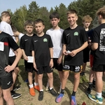 W drużynowych biegach przełajowych do finałów wojewódzkich awansował o 10 osób 06.jpg
