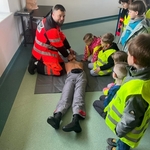 Grupa 0a odwiedziła Pogotowie Ratunkowe 12.jpg