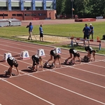 Udział w trójboju lekkoatletycznym klas czwartych 03.jpg