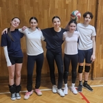 Wspólny trening piłki siatkowej nauczycieli i uczniów 05.jpg