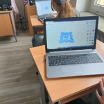 Lekcje modelowania 3D z żonkilem w tle 02.jpg