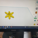 Lekcje modelowania 3D z żonkilem w tle 05.jpg