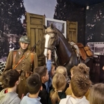 Lekcja historii w Muzeum Wojska Polskiego – klasa 3c w podróży przez czas - 08.jpg
