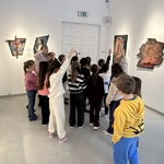 Klasa 3b w Galerii Ślendzińskich - 02.jpg
