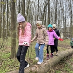 klasa 2c wzięła udział w wyjątkowych warsztatach terenowych Leśne bandy - 02.jpg