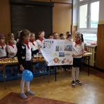 Święto kultur i smaków czyli Dzień Unii Europejskiej w naszej szkole - 03.jpg
