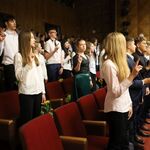 Uroczyste zakończenie roku szkolnego_ Klasy 8 żegnają szkołę podstawową - 04.jpg