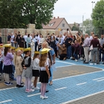Uroczyste rozpoczęcie roku szkolnego i ślubowanie klas pierwszych! - 02.jpg