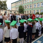 Uroczyste rozpoczęcie roku szkolnego i ślubowanie klas pierwszych! - 09.jpg