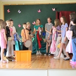 Zabawa w śpiącą królewnę 08.jpg