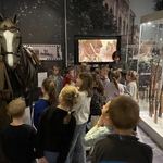 uczniowie I b spędzili w Muzeum Wojska 01.jpg