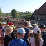 Wycieczka do Majątku Howieny 04.jpg
