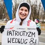 Uczniowie w akcji Biegnę dla Niepodległej 02.jpg