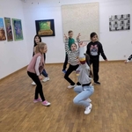 Klasa IIc w Galerii Slendzińskich 08.jpg