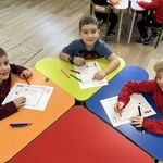 Z okazji Walentynek klasa 0b wzięła udział w projekcie „Podaj dalej dobro” 12.jpg