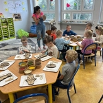 0a i 0b uczestniczyły w warsztatach prowadzonych przez __Animacje Fascynacje” 11.jpg