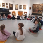 Pierwsza wizyta klasy 2a w Galeri Sleńdzińskich 05.jpg